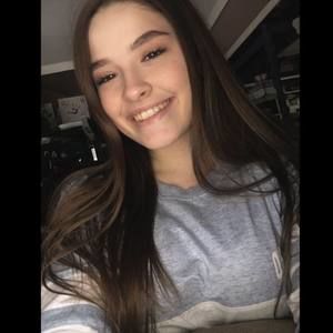 Meet your Posher, Alyssa